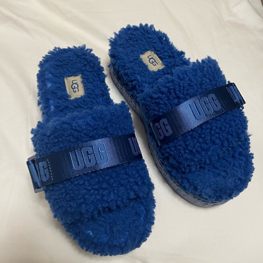 💙UGG FLUFFITA 💙 - Picture 4 of 10